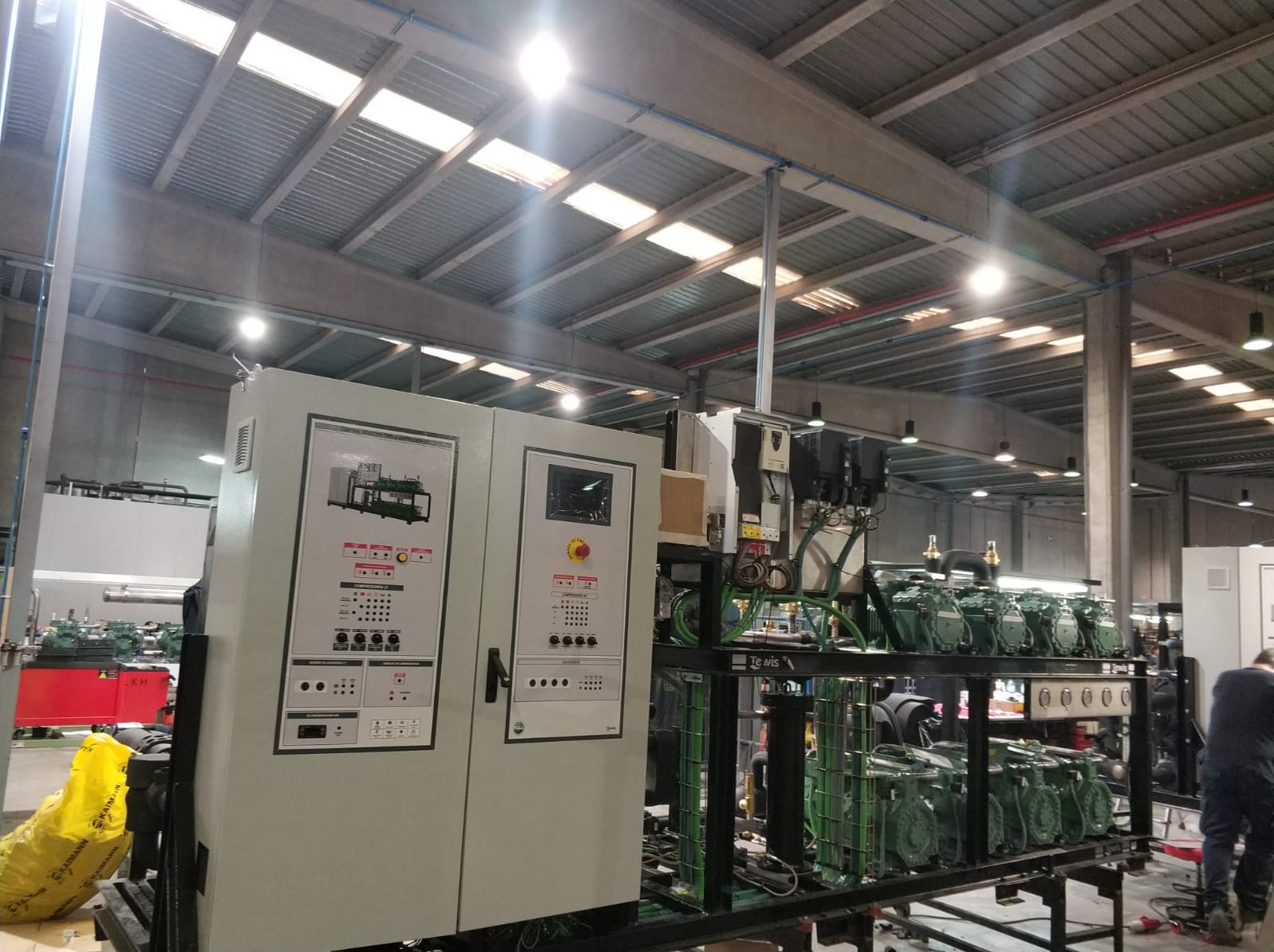 Sistema transcrítico de CO2 industrial